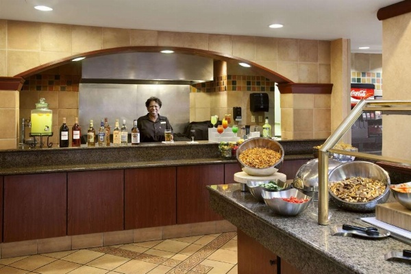 Embassy Suites By Hilton Hotel Columbia-Greystone image 13