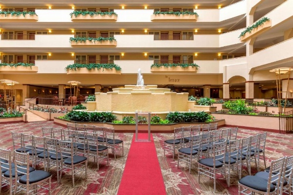 Embassy Suites By Hilton Hotel Columbia-Greystone image 8